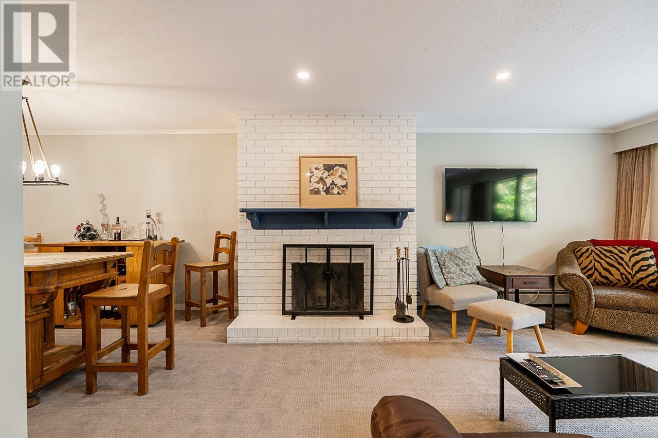 201 1385 Draycott Road, North Vancouver, British Columbia  V7J 3K9 - Photo 6 - R2997993