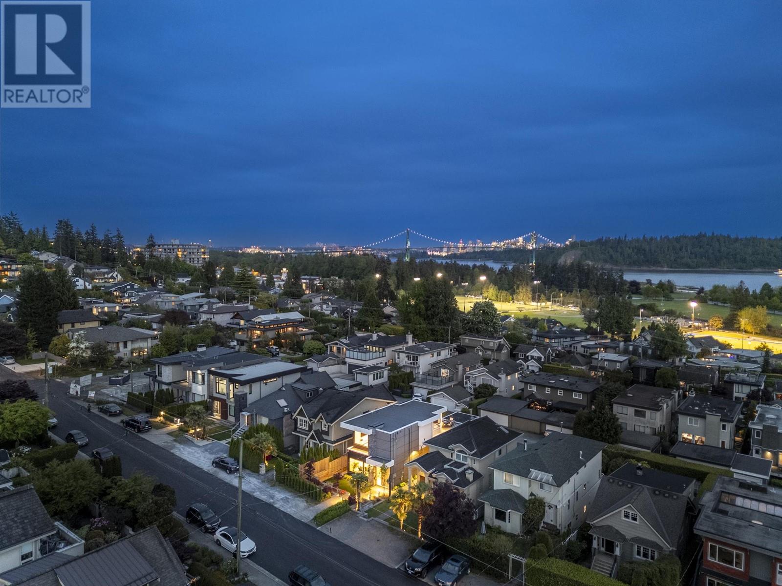 1236 Duchess Avenue, West Vancouver, British Columbia  V7T 1H4 - Photo 3 - R3002746