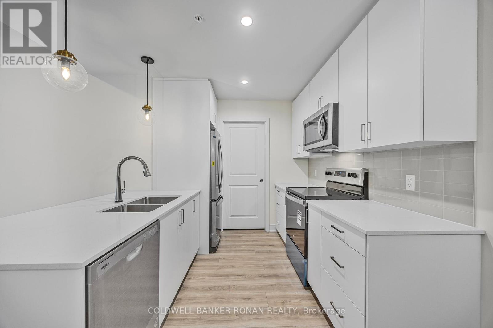 316 - 121 Mary Street, Clearview, Ontario  L0M 1G0 - Photo 5 - S11926960