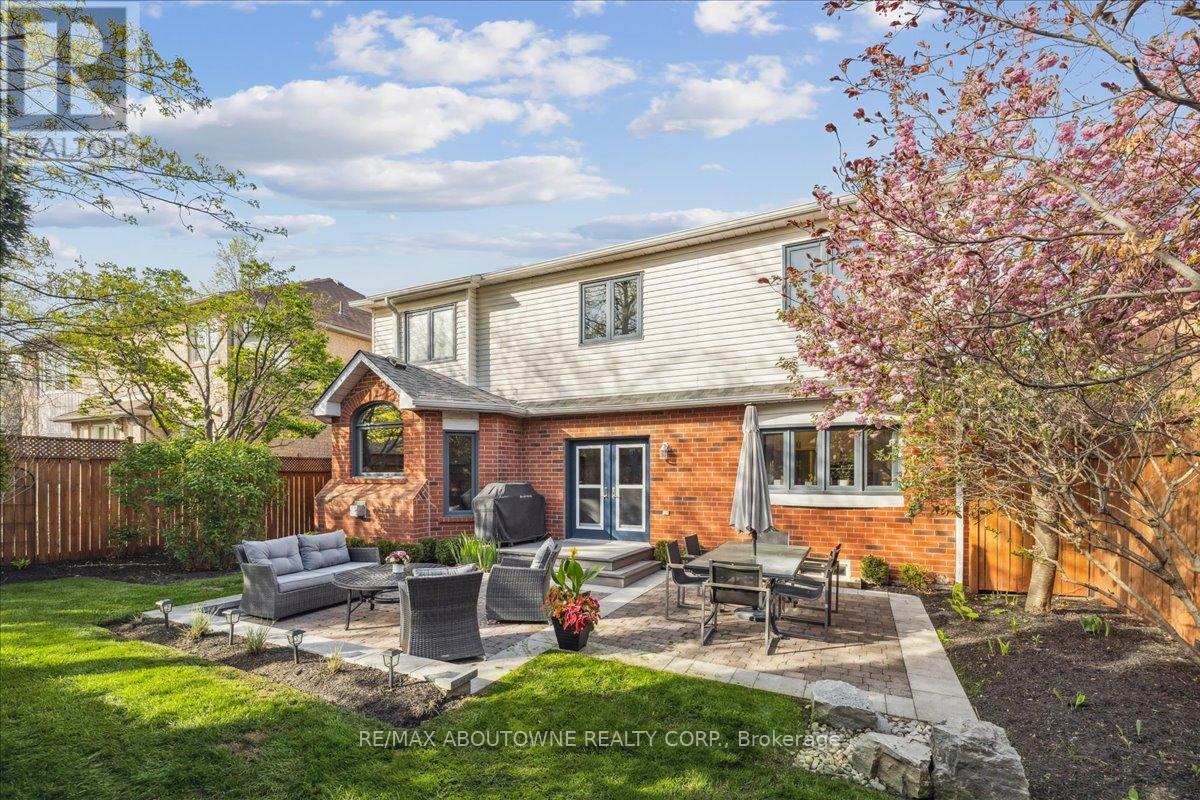 1426 Creekwood Trail S, Oakville (Jc Joshua Creek), Ontario  L6H 6E6 - Photo 44 - W12080598