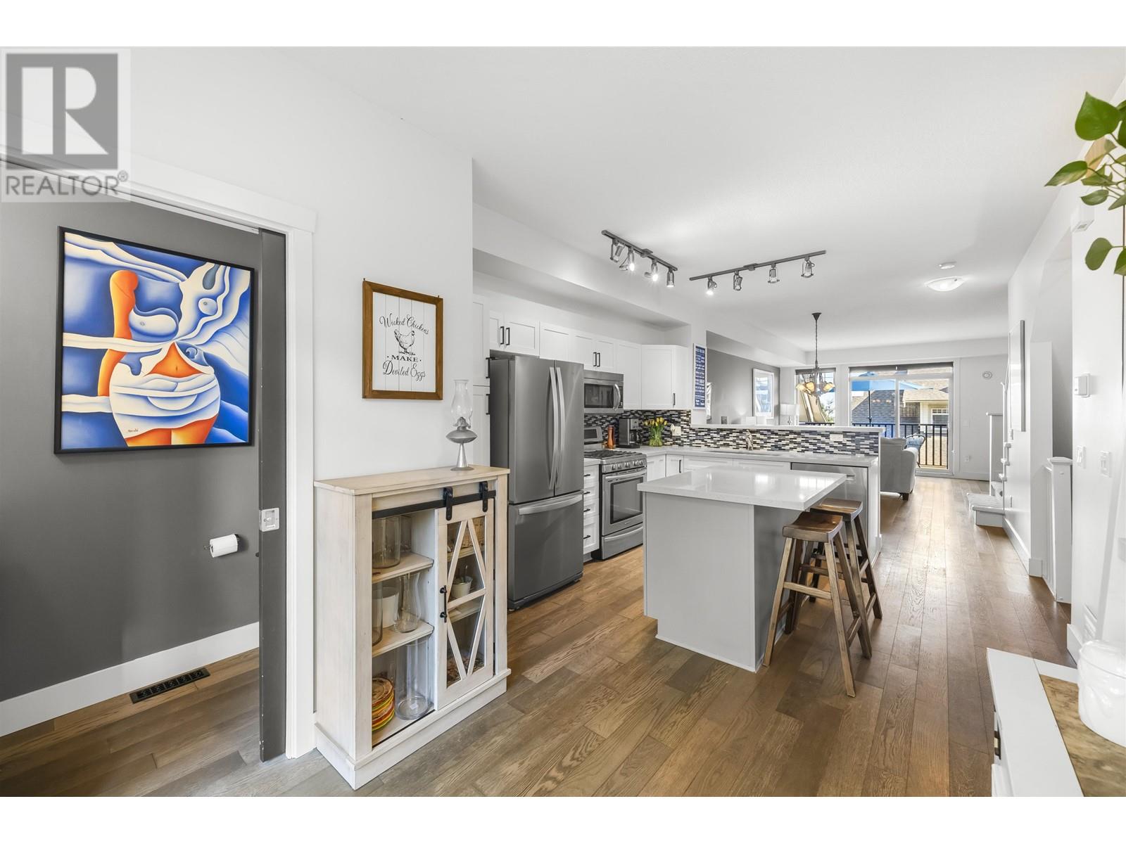 44 55 HAWTHORN DRIVE, Port Moody real estate listing R2996971 for sale