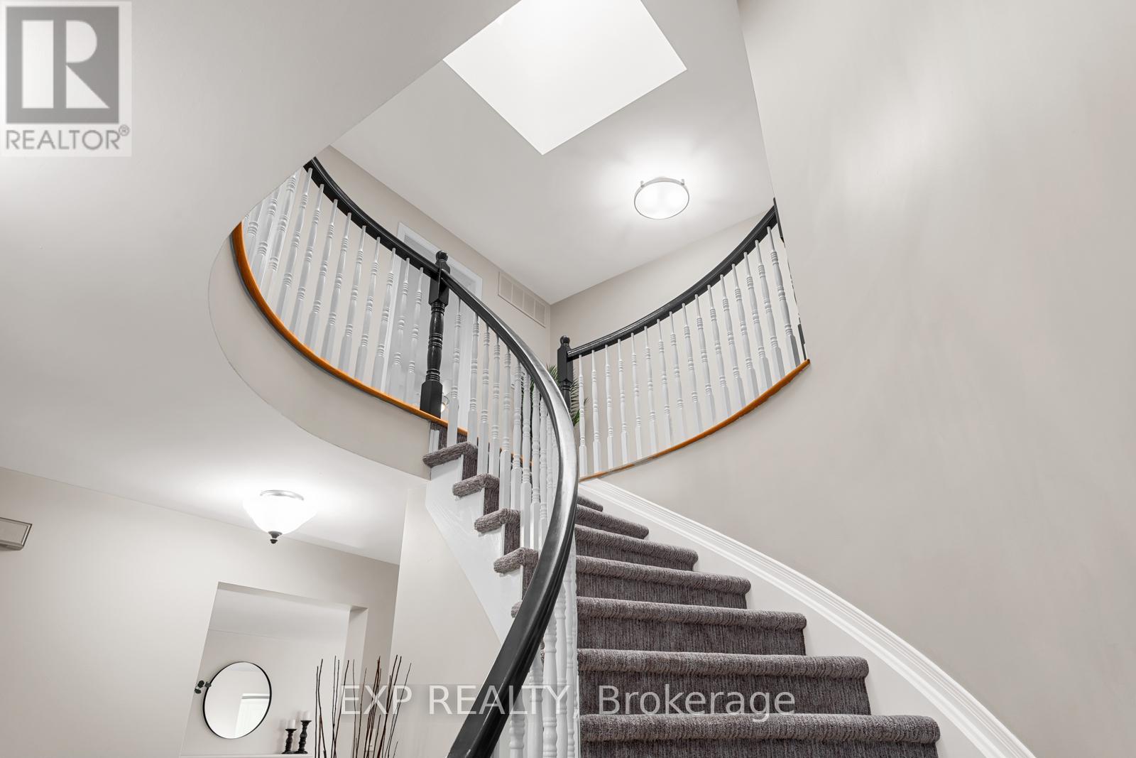 Property at 1822 THORNECREST STREET image 4