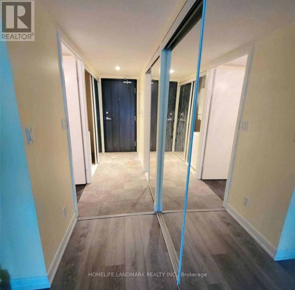 3009 - 210 Victoria Street, Toronto, Ontario  M5B 2R3 - Photo 10 - C12156628