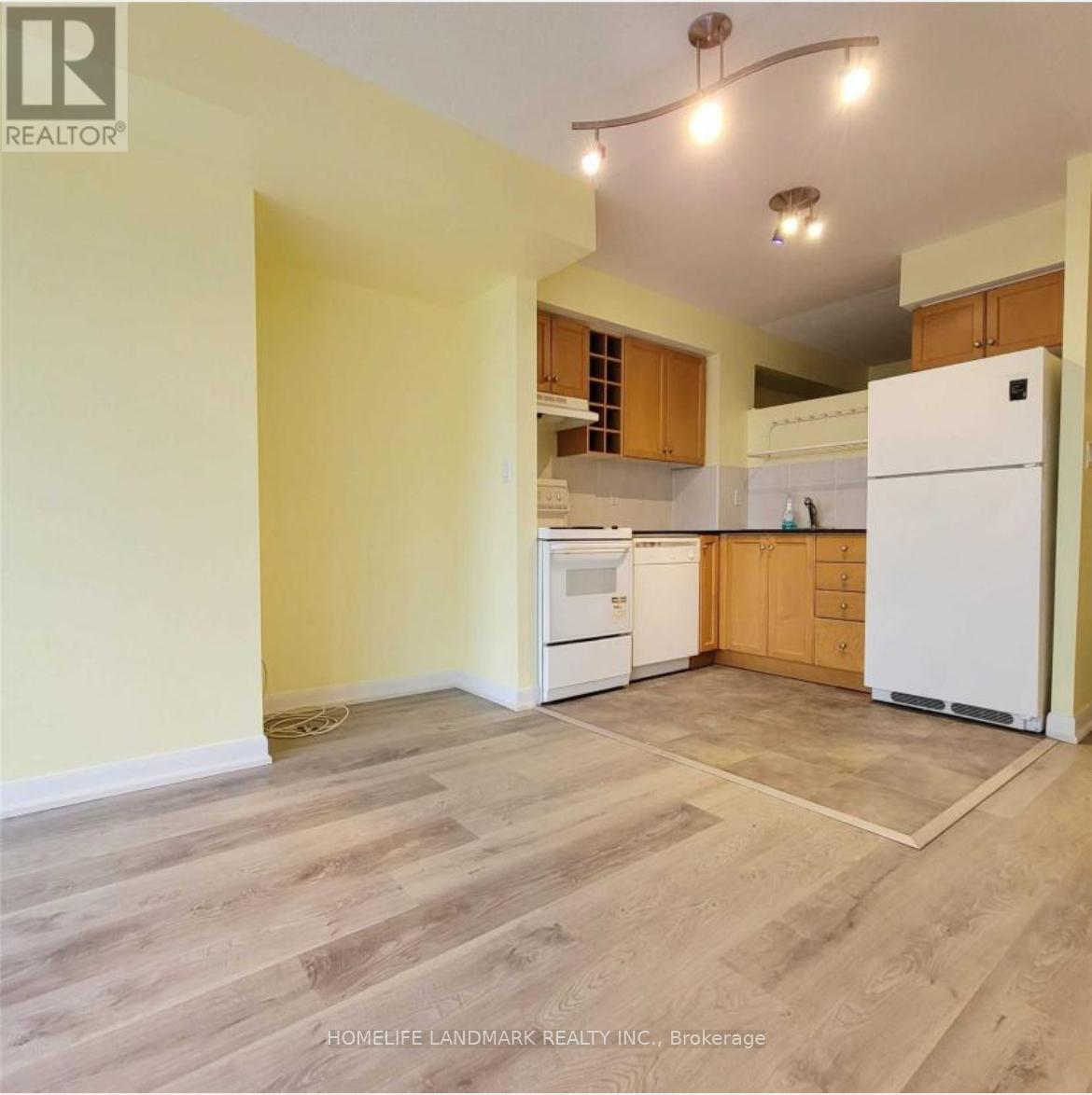 3009 - 210 Victoria Street, Toronto, Ontario  M5B 2R3 - Photo 4 - C12156628