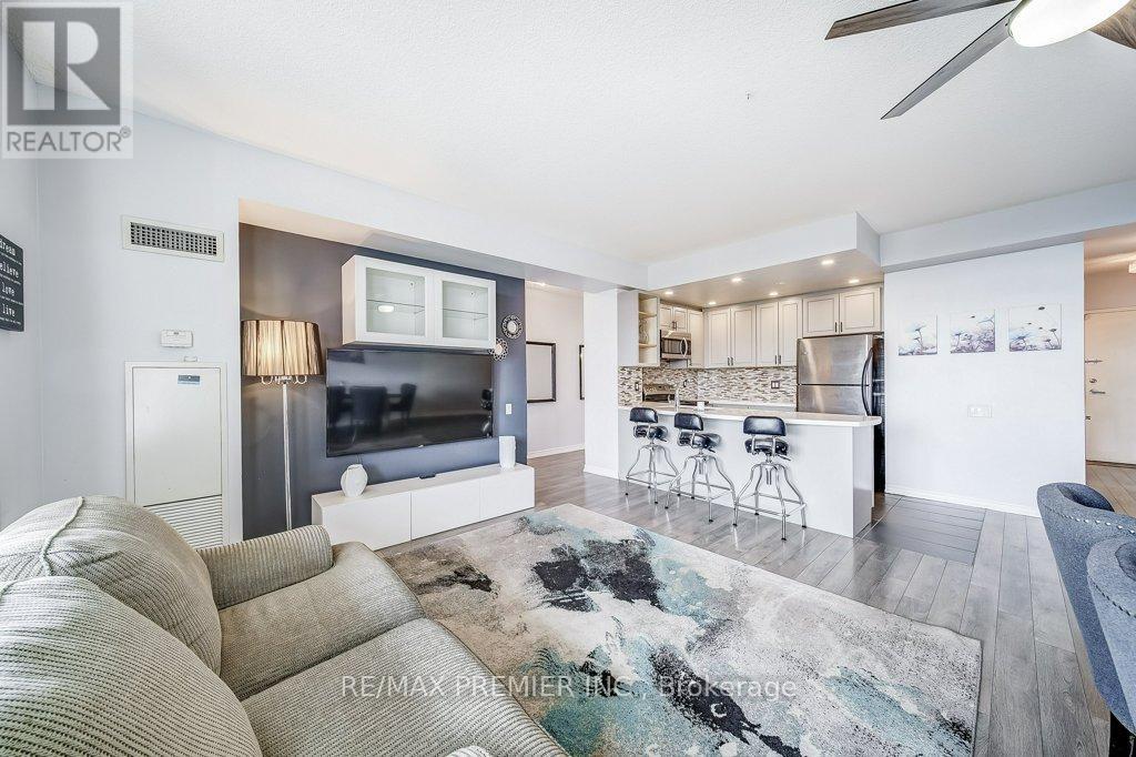 713 - 11121 Yonge Street E, Richmond Hill, Ontario  L4C 0S7 - Photo 11 - N12156639
