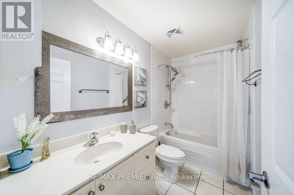 713 - 11121 Yonge Street E, Richmond Hill, Ontario  L4C 0S7 - Photo 19 - N12156639