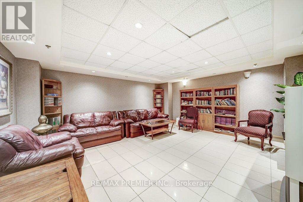 713 - 11121 Yonge Street E, Richmond Hill, Ontario  L4C 0S7 - Photo 34 - N12156639