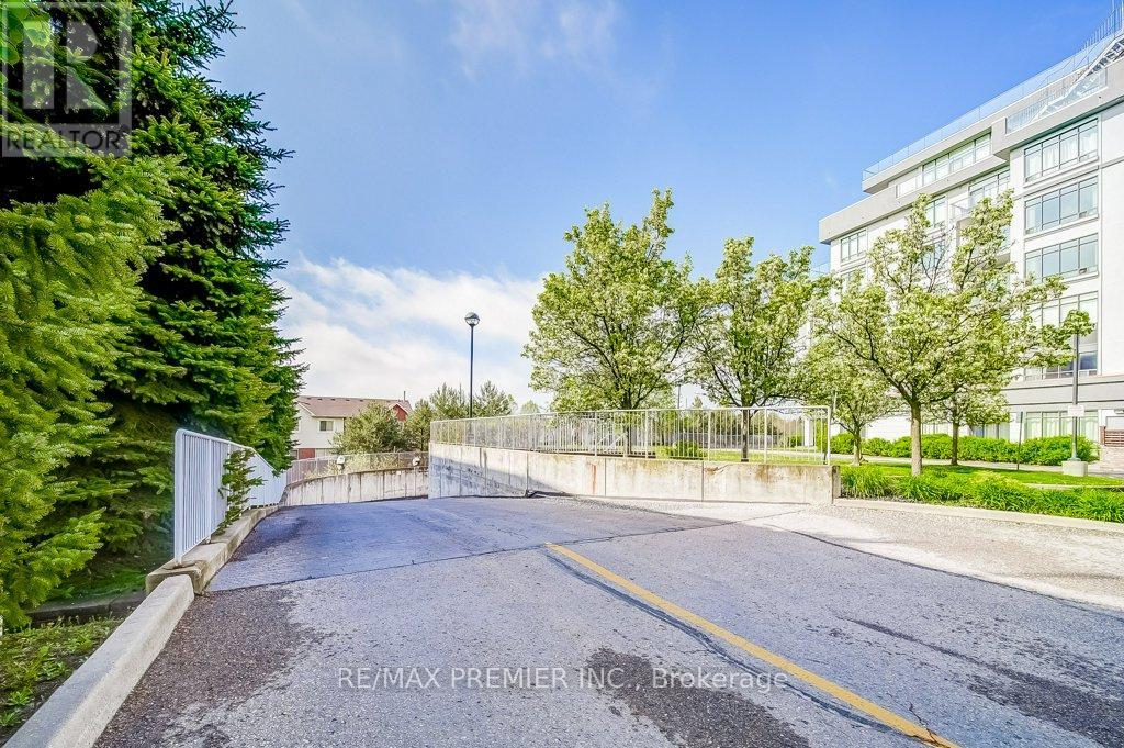 713 - 11121 Yonge Street E, Richmond Hill, Ontario  L4C 0S7 - Photo 39 - N12156639