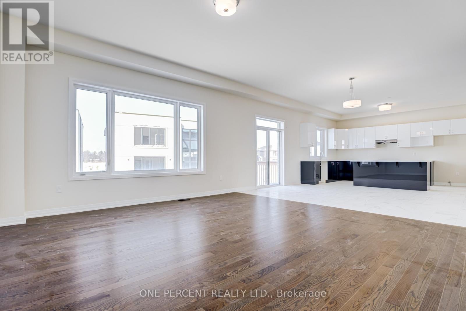 3769 Sunbank Crescent, Severn, Ontario  L3V 8N2 - Photo 8 - S12156610