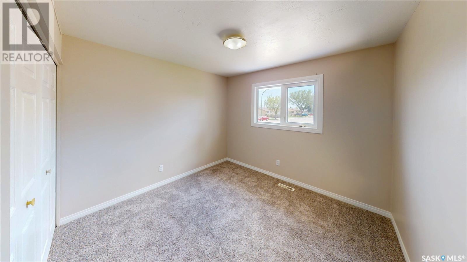 34 Hatton Crescent, Regina, Saskatchewan  S4N 5K6 - Photo 24 - SK006296