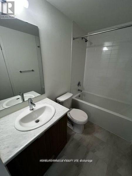 105 - 135 Canon Jackson Drive, Toronto, Ontario  M6M 0C3 - Photo 16 - W12156644