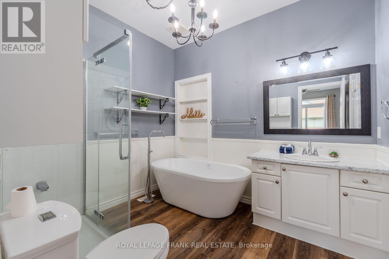 9 Eglington Street, Kawartha Lakes, Ontario  K9V 6K6 - Photo 14 - X12147941
