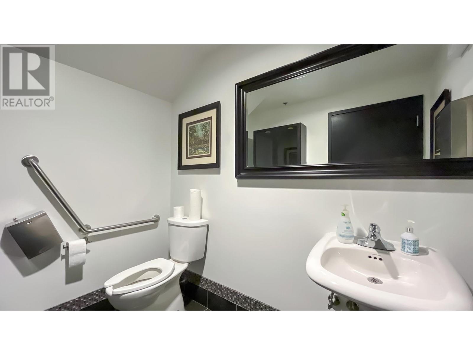 105 185 Forester Street, North Vancouver, British Columbia  V7H 0A6 - Photo 11 - C8069311