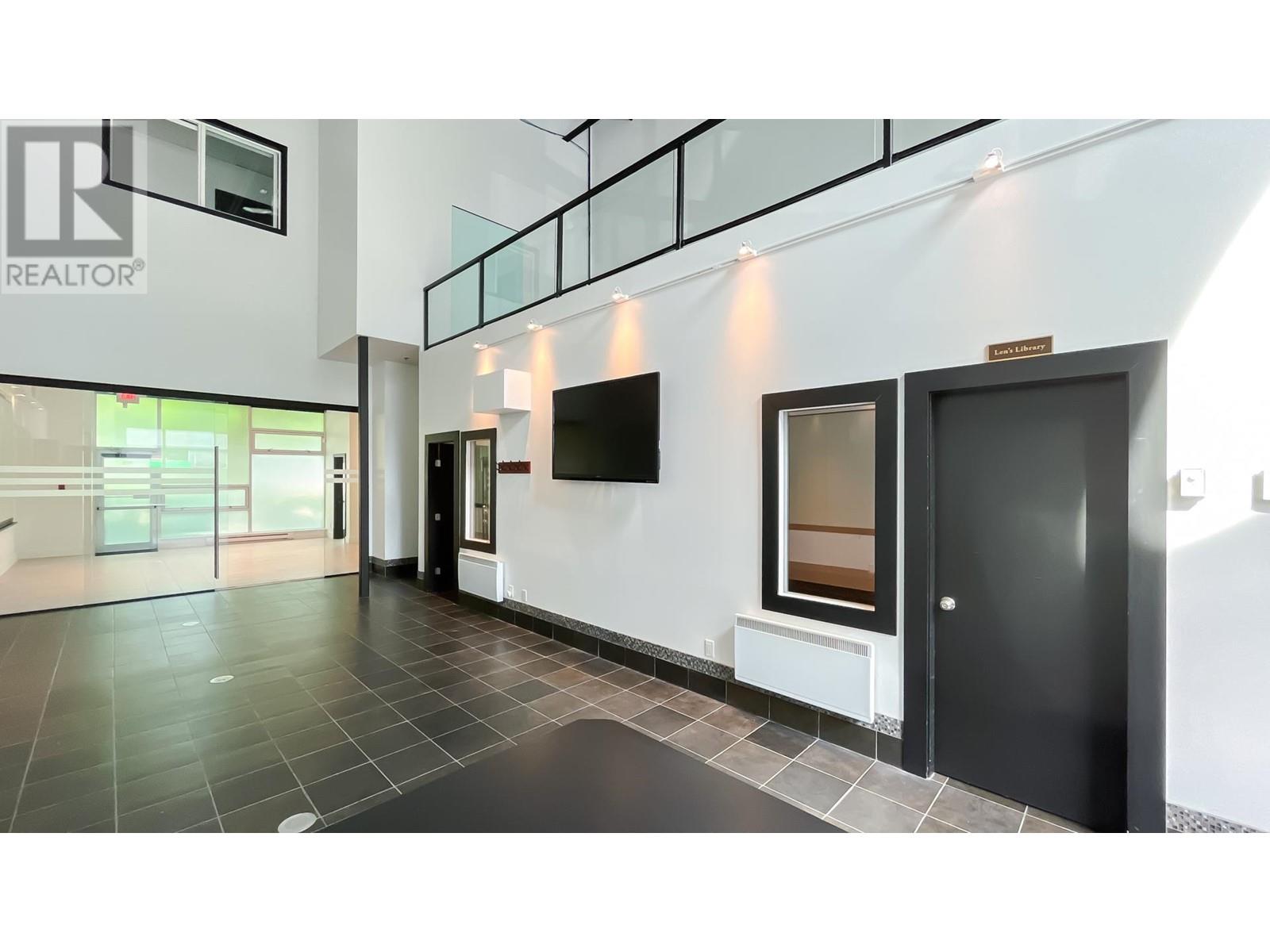 105 185 FORESTER STREET, north vancouver, British Columbia