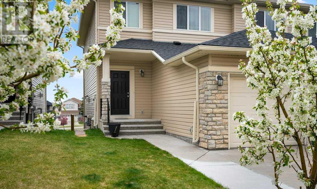 39 Panatella Mews Nw, Calgary, Alberta  T3K 6C7 - Photo 2 - A2222274