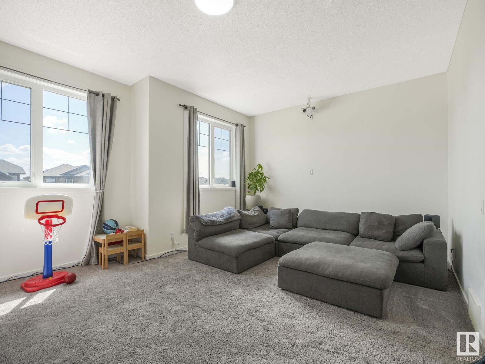 2049 Redtail Cm Nw, Edmonton, Alberta  T5S 0H3 - Photo 15 - E4437196