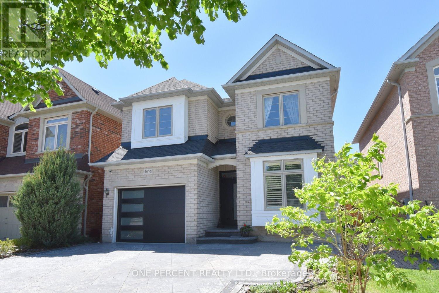 4679 Mcleod Road, Burlington, Ontario  L7M 0K6 - Photo 3 - W12156650