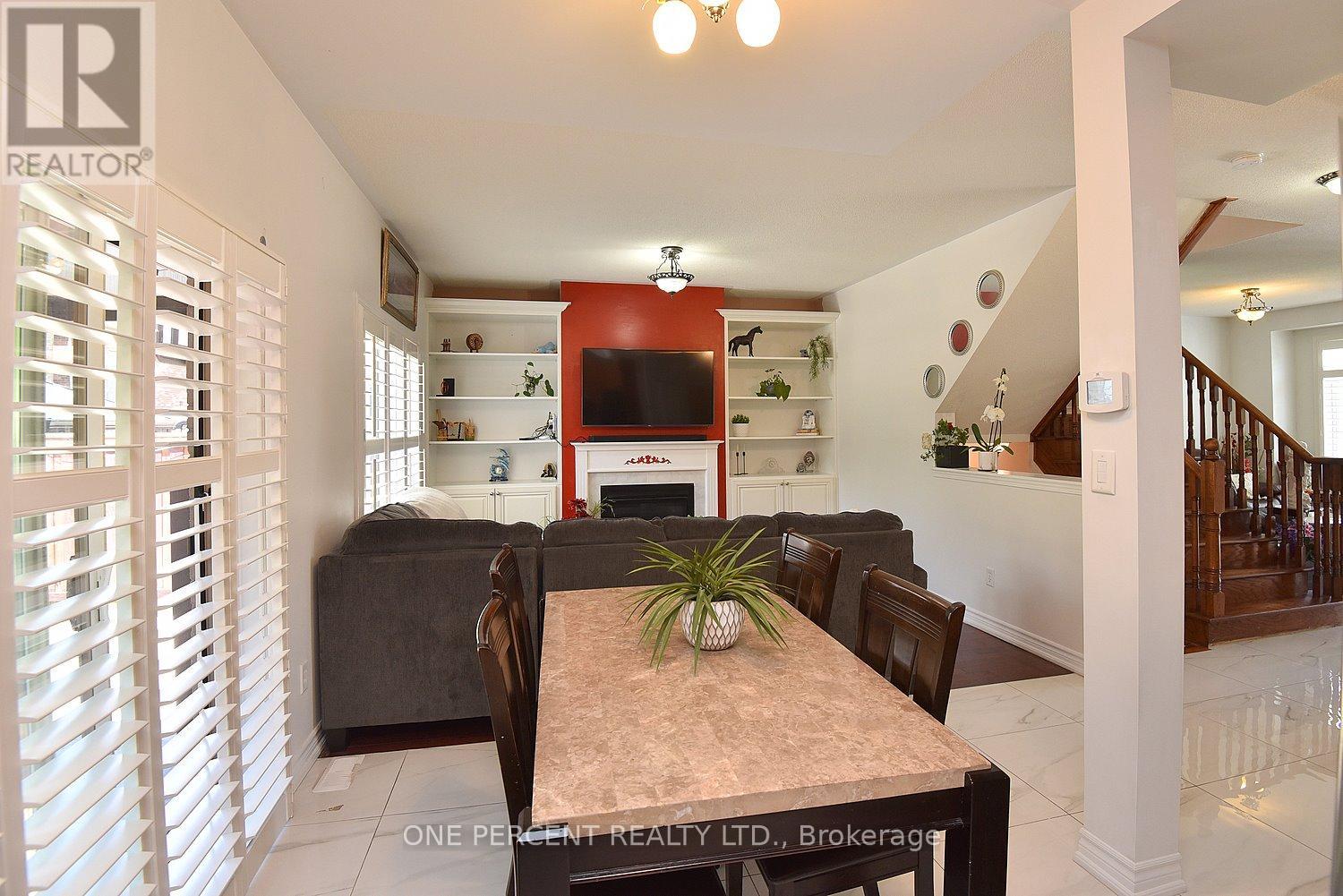 4679 Mcleod Road, Burlington, Ontario  L7M 0K6 - Photo 6 - W12156650