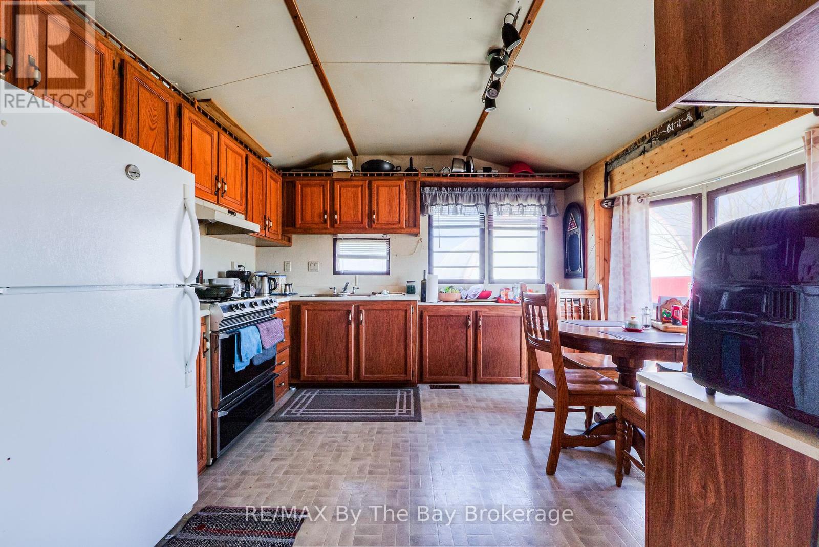 828482 Mulmur Nottawasaga T Line, Mulmur, Ontario  L9V 0N9 - Photo 23 - X12011929
