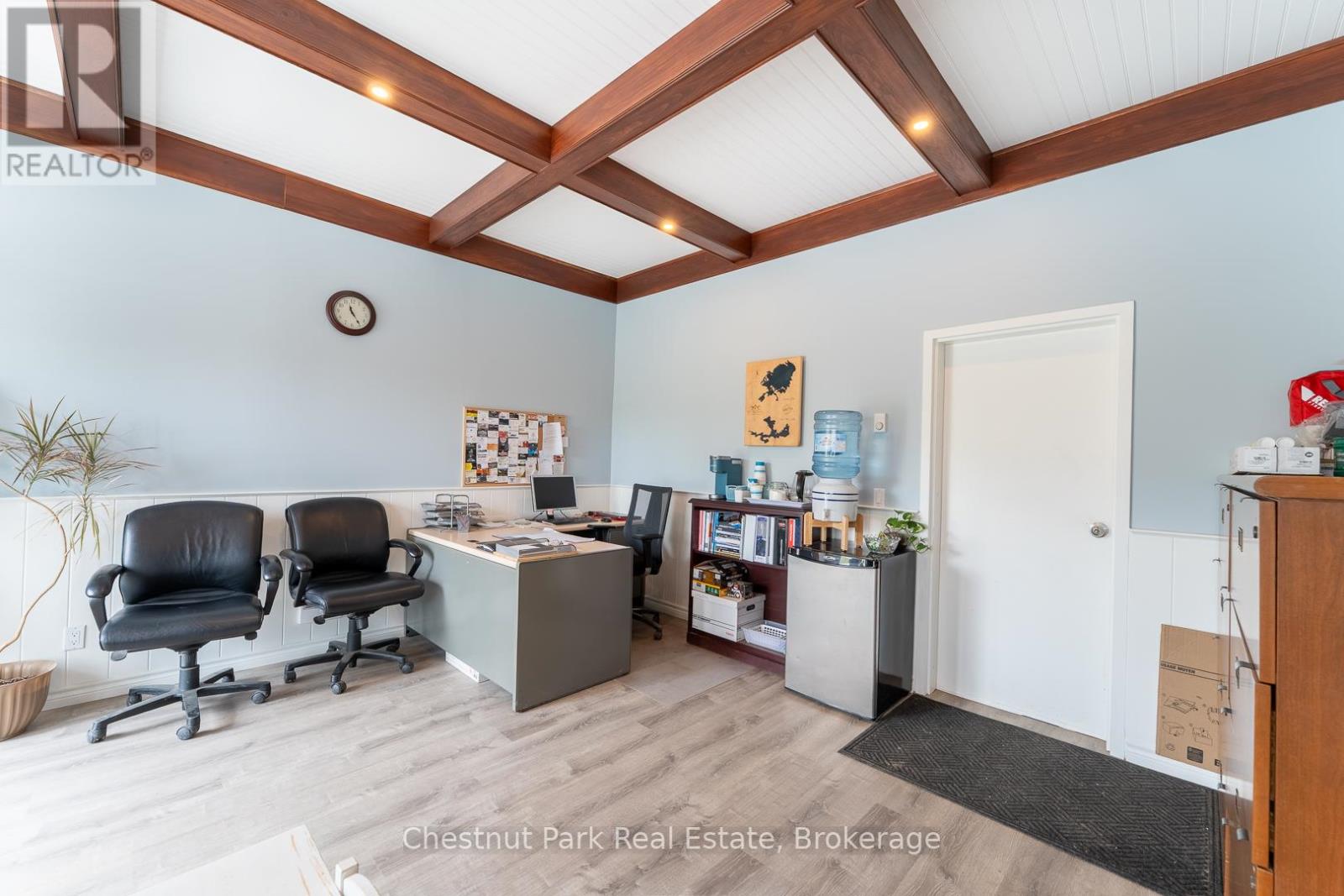 2015 141 Highway, Muskoka Lakes, Ontario  P0B 1M0 - Photo 19 - X12156658