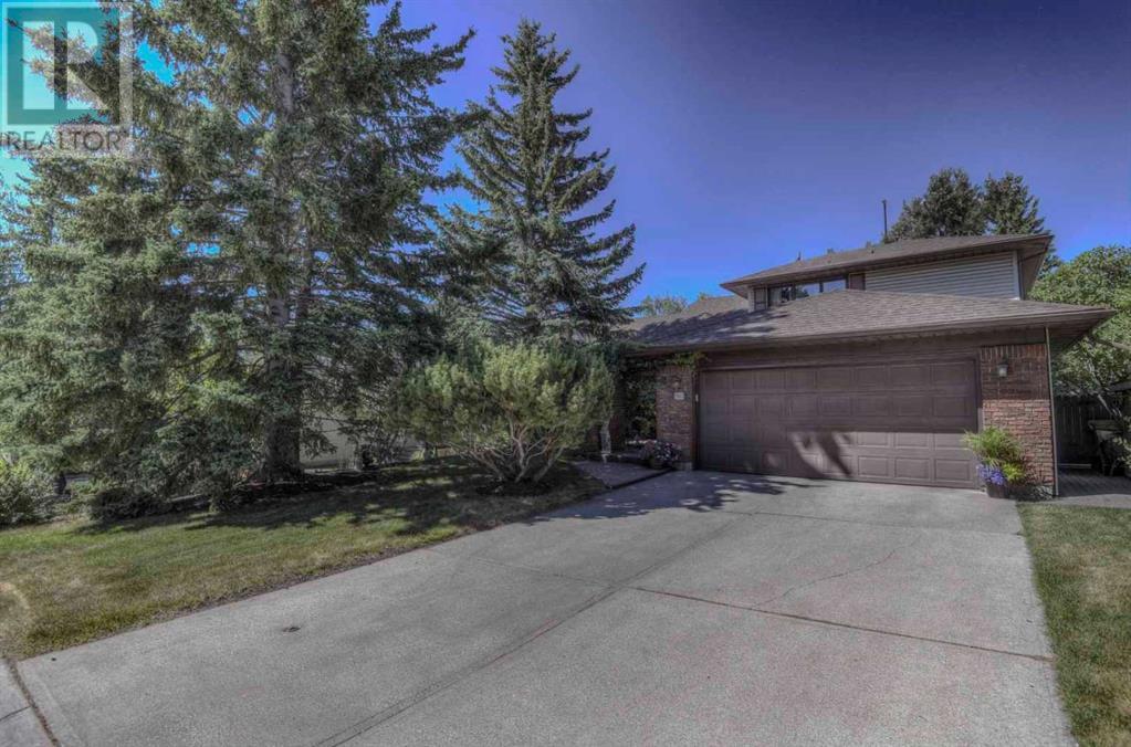 Property at 203 Pump Hill View SW image 4