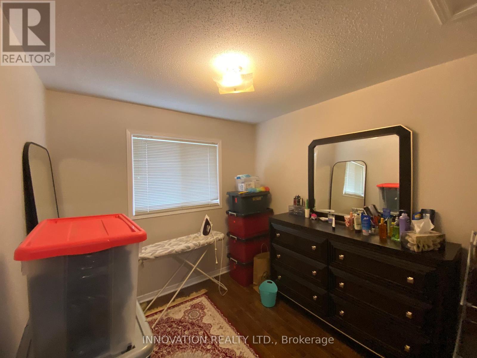 17 Santa Cruz Private, Ottawa, Ontario  K1G 6M5 - Photo 18 - X12156663