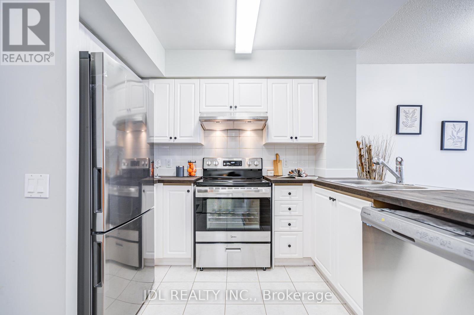 816 - 9017 Leslie Street, Richmond Hill (Beaver Creek Business Park), Ontario  L4B 4R8 - Photo 13 - N12156664