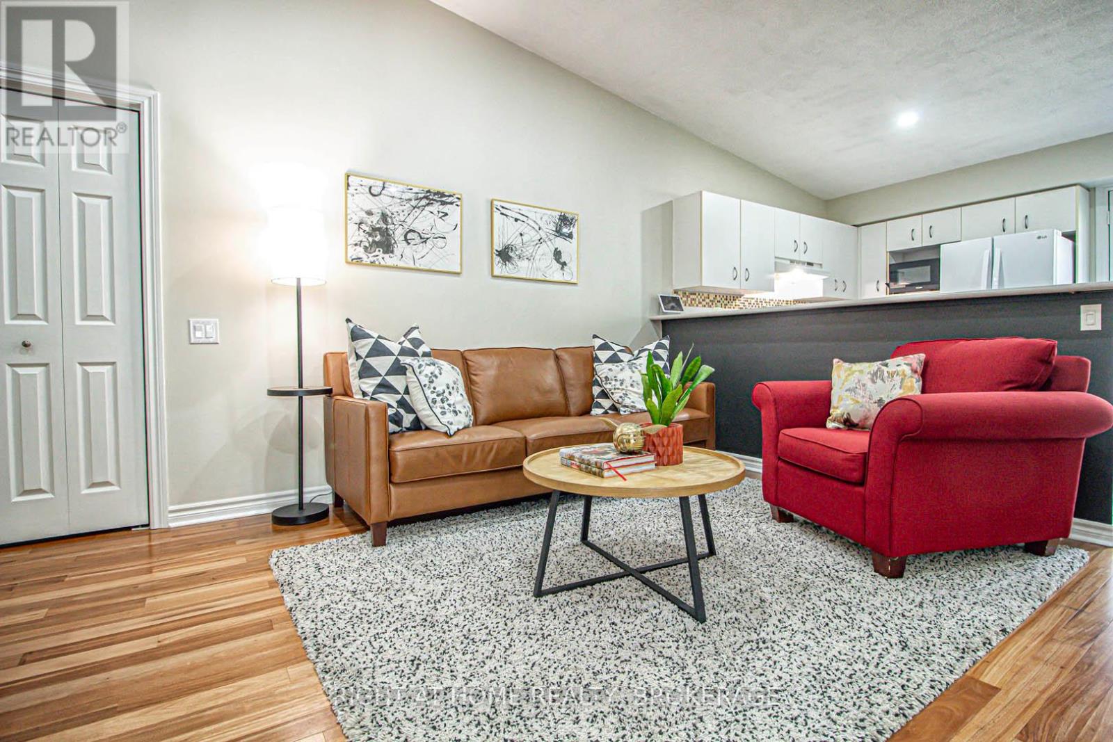 415 - 1451 Walker's Line, Burlington, Ontario  L7M 4P1 - Photo 5 - W12156671