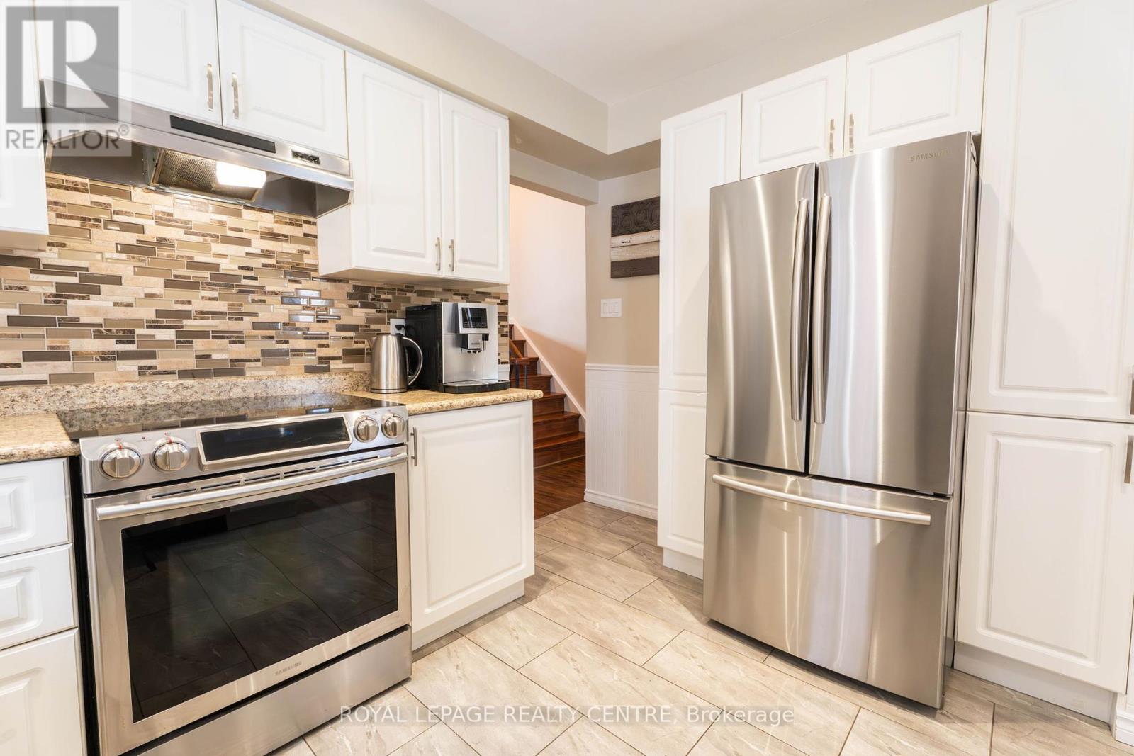 110 Simmons Boulevard, Brampton, Ontario  L6V 3V6 - Photo 11 - W12156674