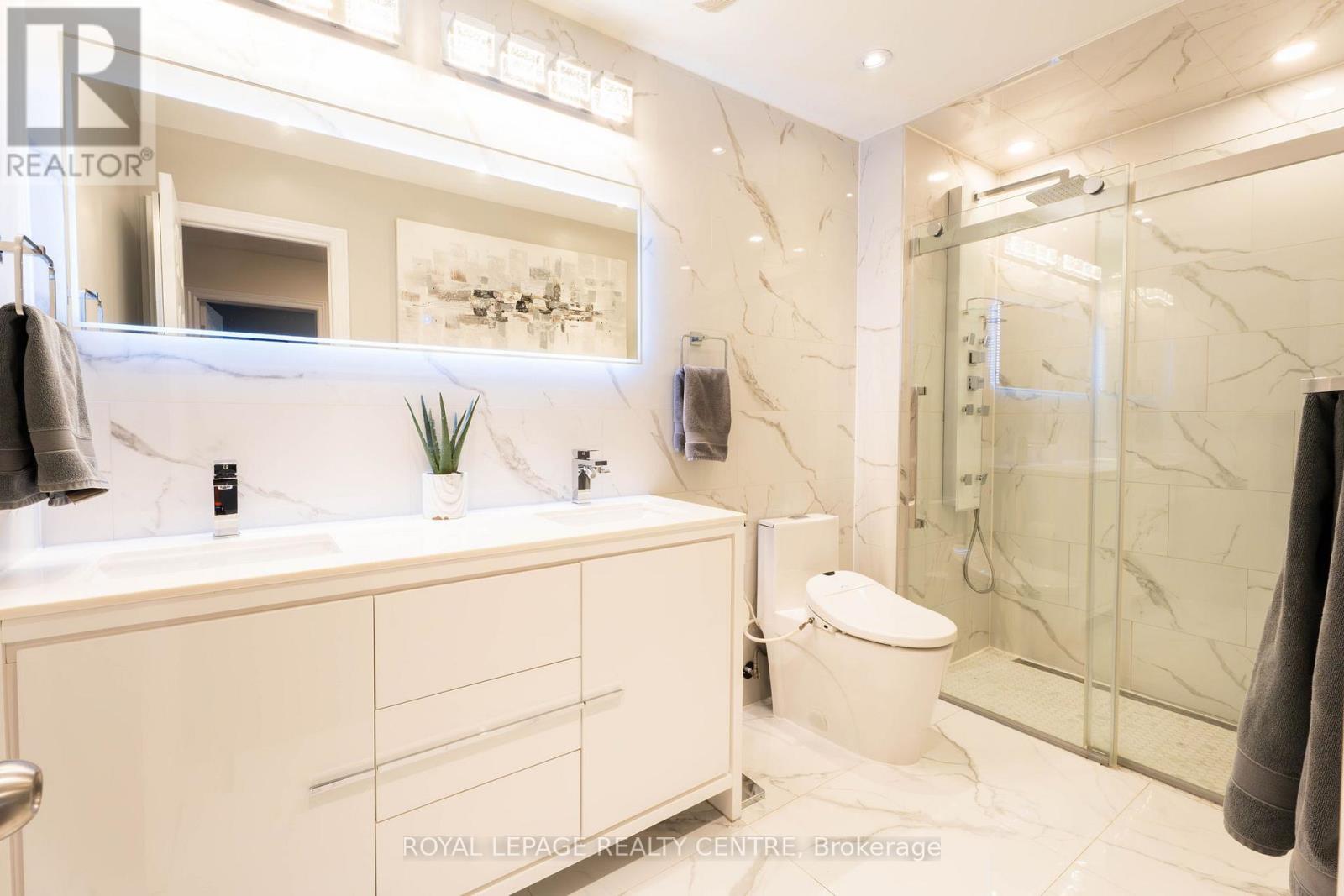 110 Simmons Boulevard, Brampton, Ontario  L6V 3V6 - Photo 16 - W12156674