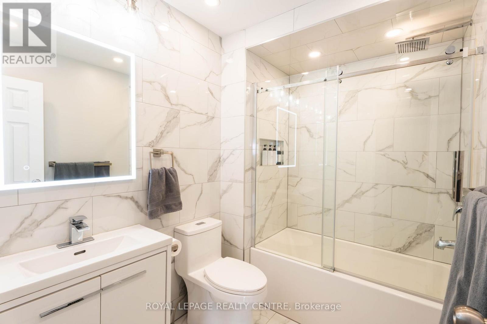 110 Simmons Boulevard, Brampton, Ontario  L6V 3V6 - Photo 17 - W12156674