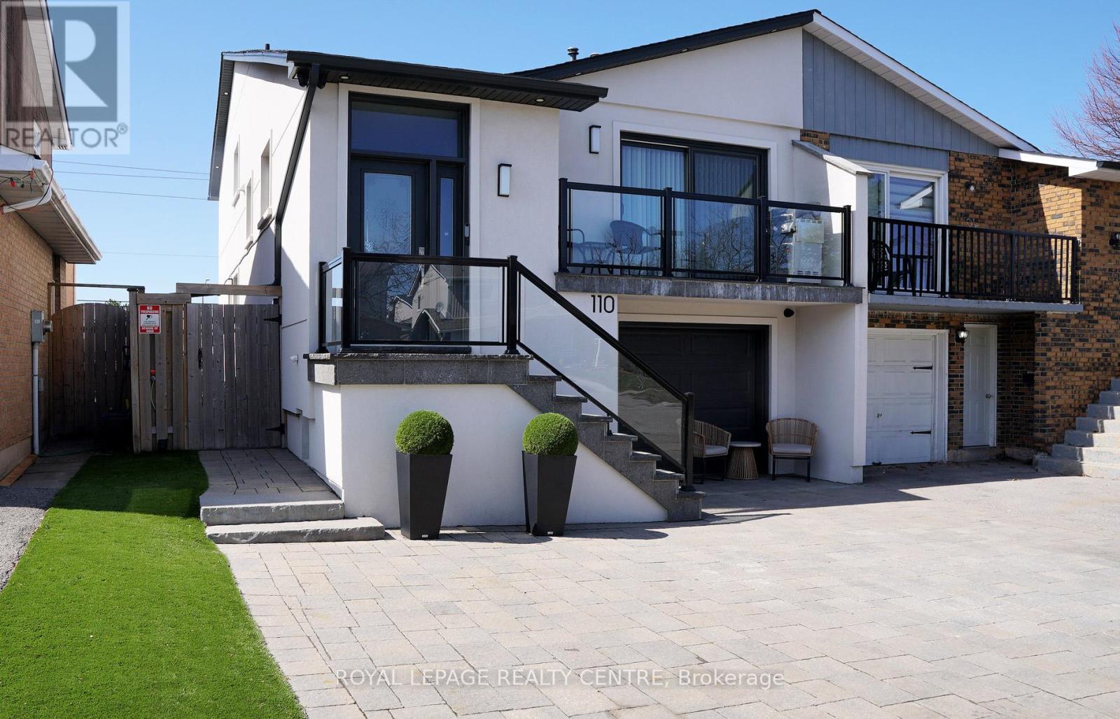 110 Simmons Boulevard, Brampton, Ontario  L6V 3V6 - Photo 2 - W12156674