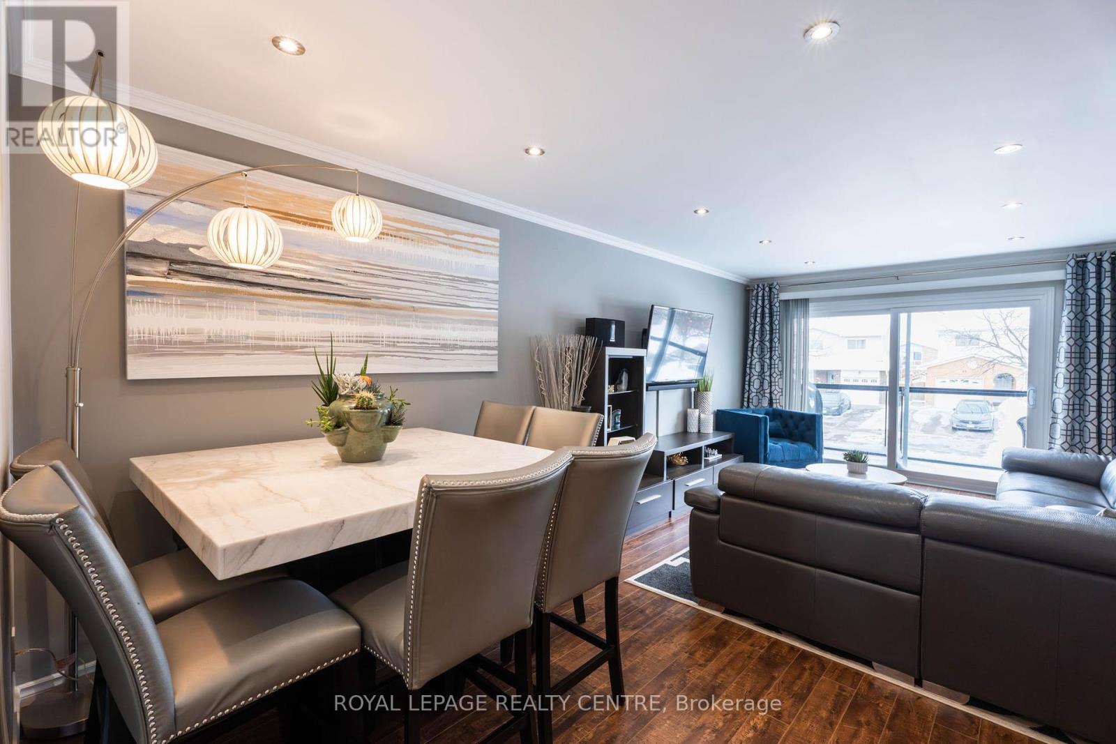 110 Simmons Boulevard, Brampton, Ontario  L6V 3V6 - Photo 7 - W12156674