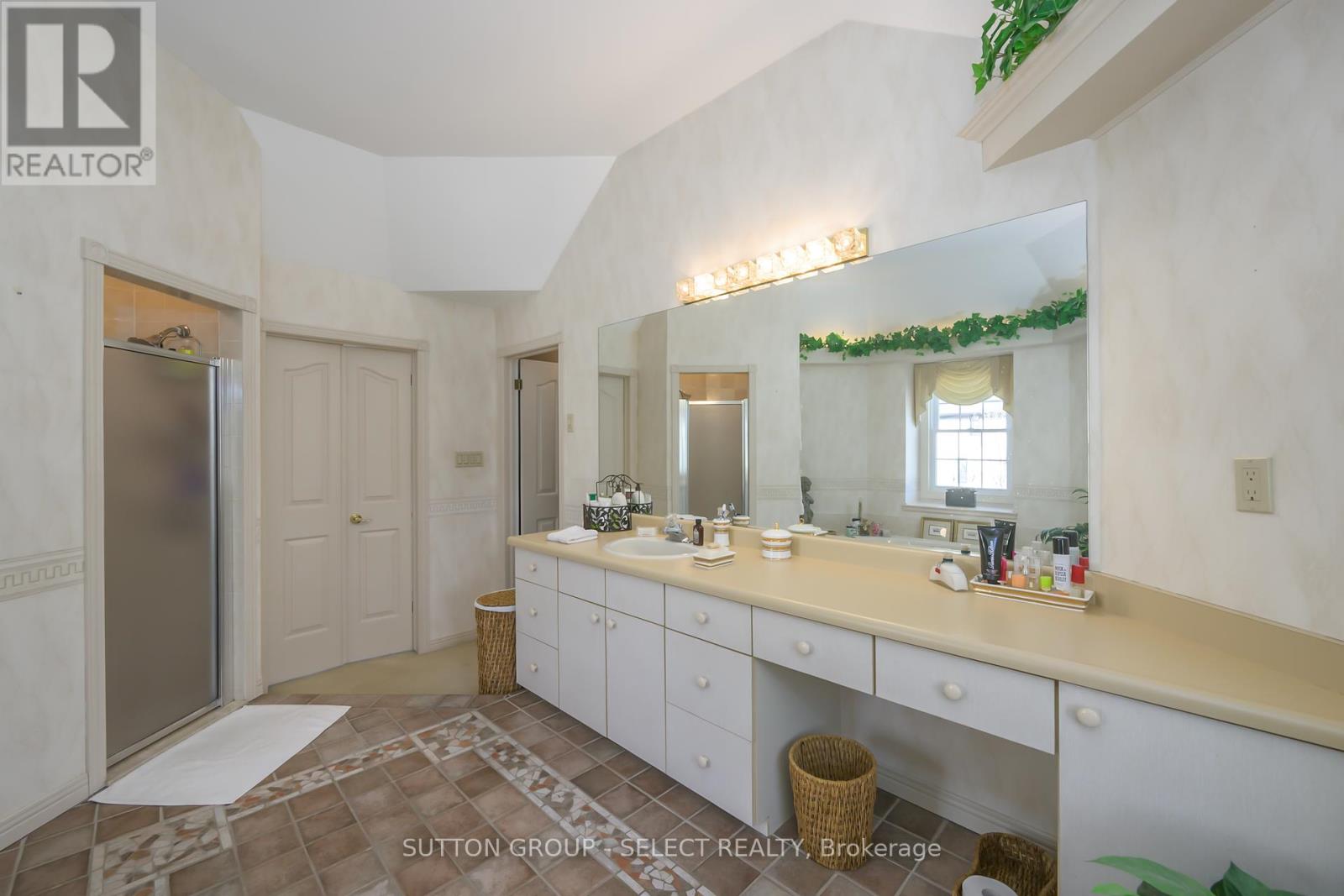 59 Heathdale Court, London South, Ontario  N6K 4B1 - Photo 21 - X12093730