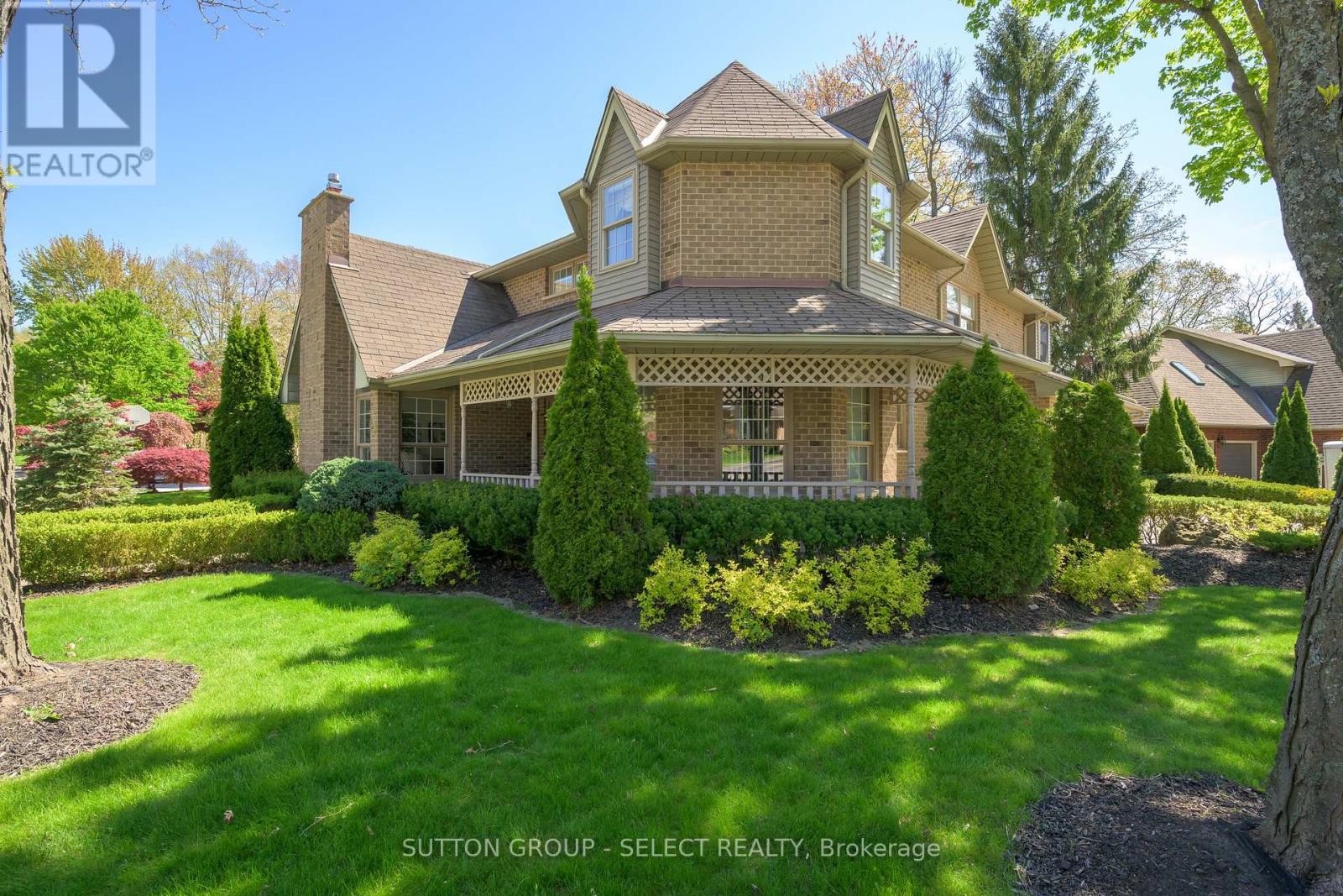 59 Heathdale Court, London South, Ontario  N6K 4B1 - Photo 4 - X12093730
