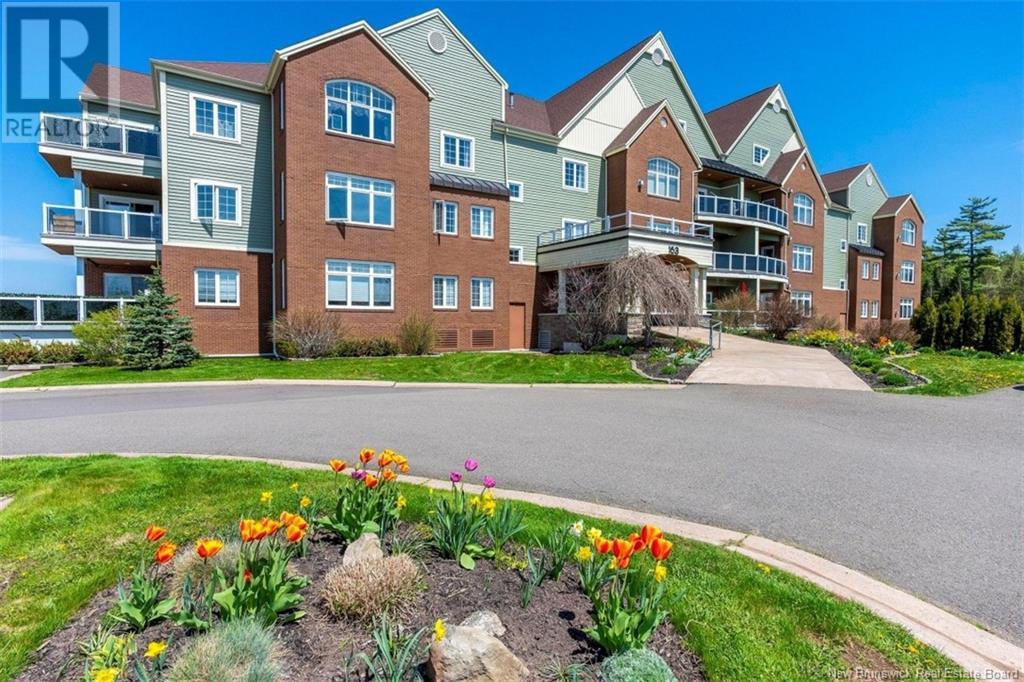 163 Royal Oaks Boulevard Unit# 305, moncton, New Brunswick