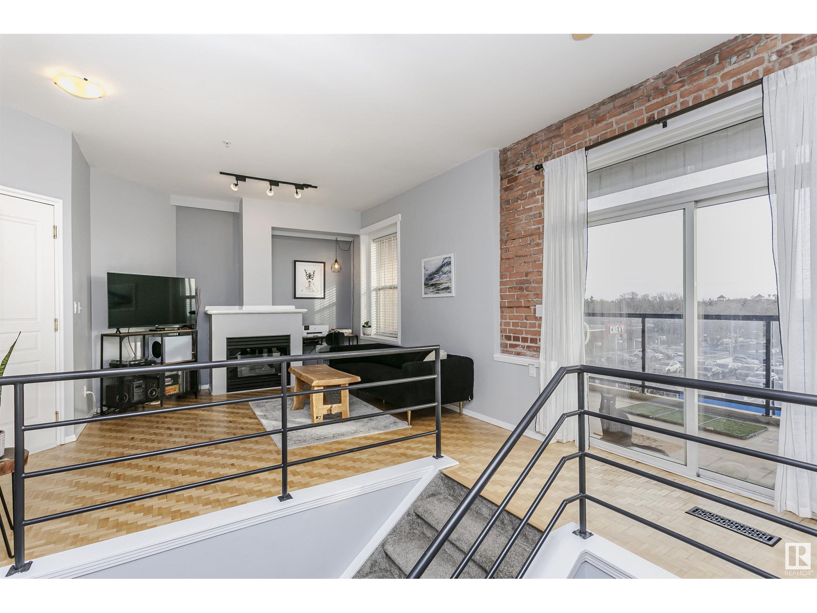 #402 10728 82 Av Nw, Edmonton, Alberta  T6E 6P5 - Photo 2 - E4423756