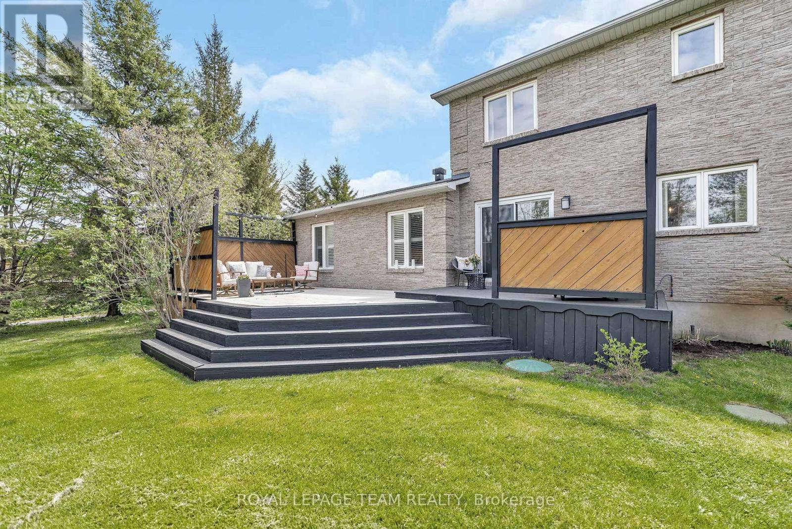6891 Twin Lakes Avenue, Ottawa, Ontario  K4P 1P1 - Photo 38 - X12156681