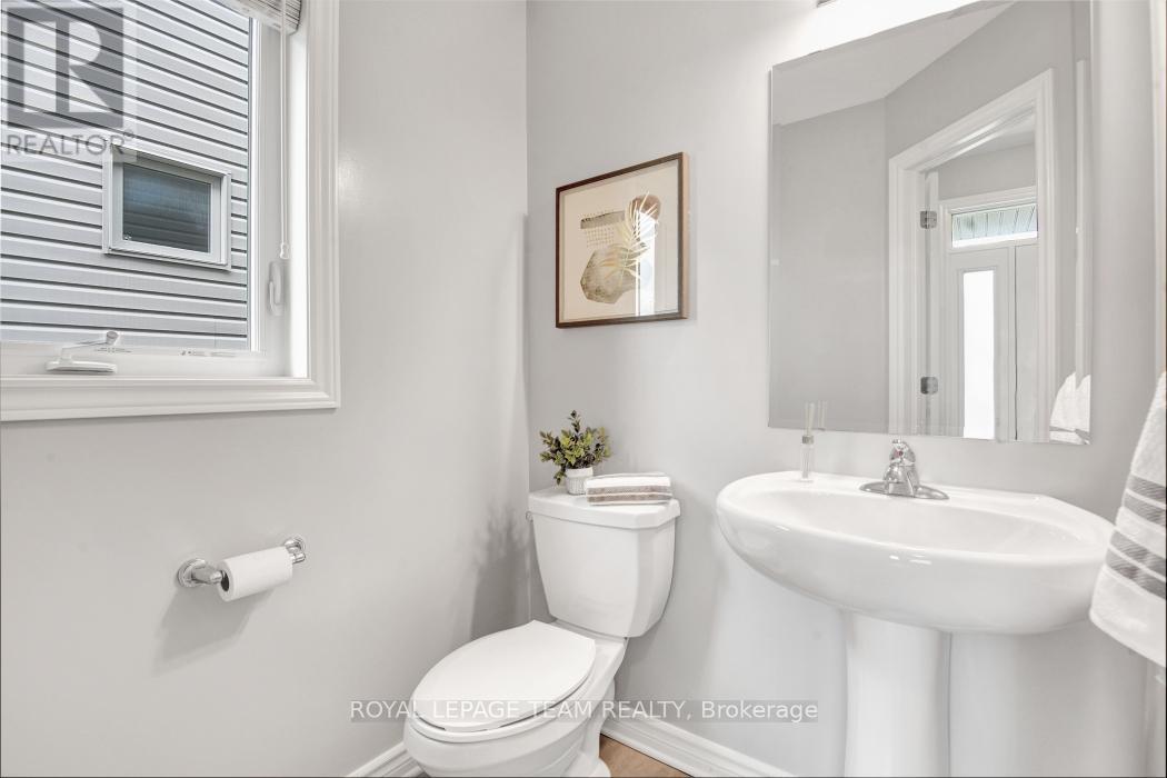 695 Parade Drive, Ottawa, Ontario  K2S 0Z3 - Photo 15 - X12156690