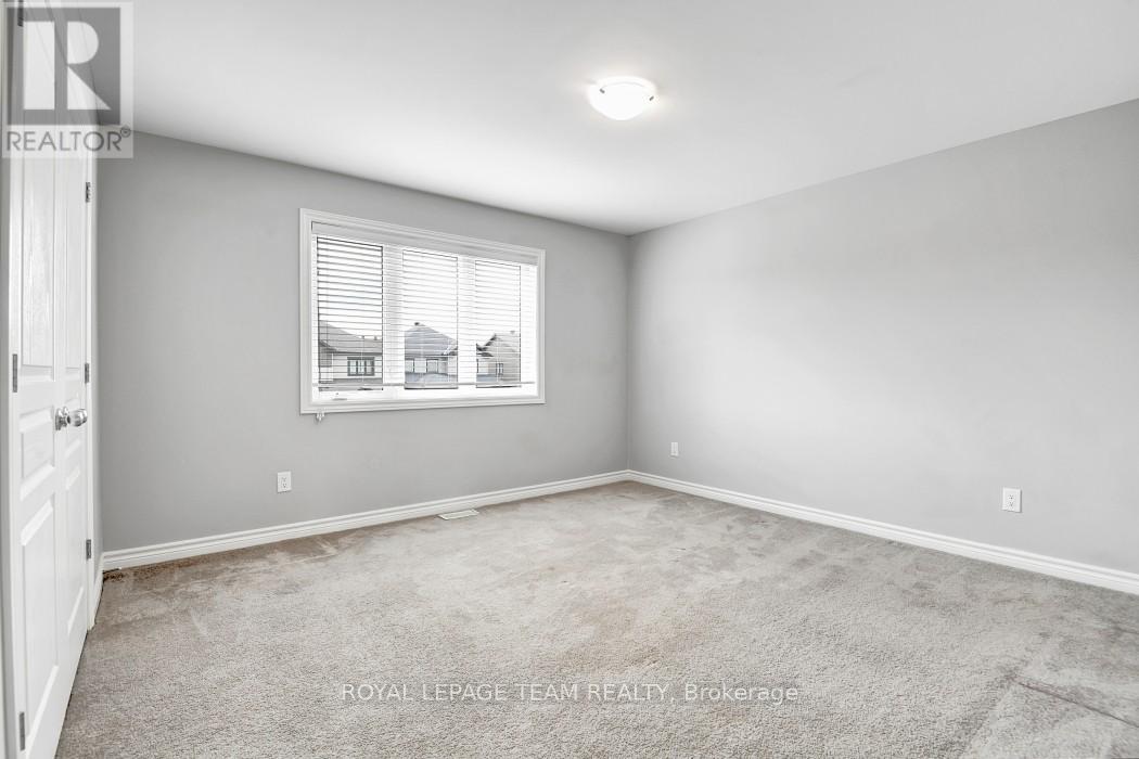 695 Parade Drive, Ottawa, Ontario  K2S 0Z3 - Photo 22 - X12156690