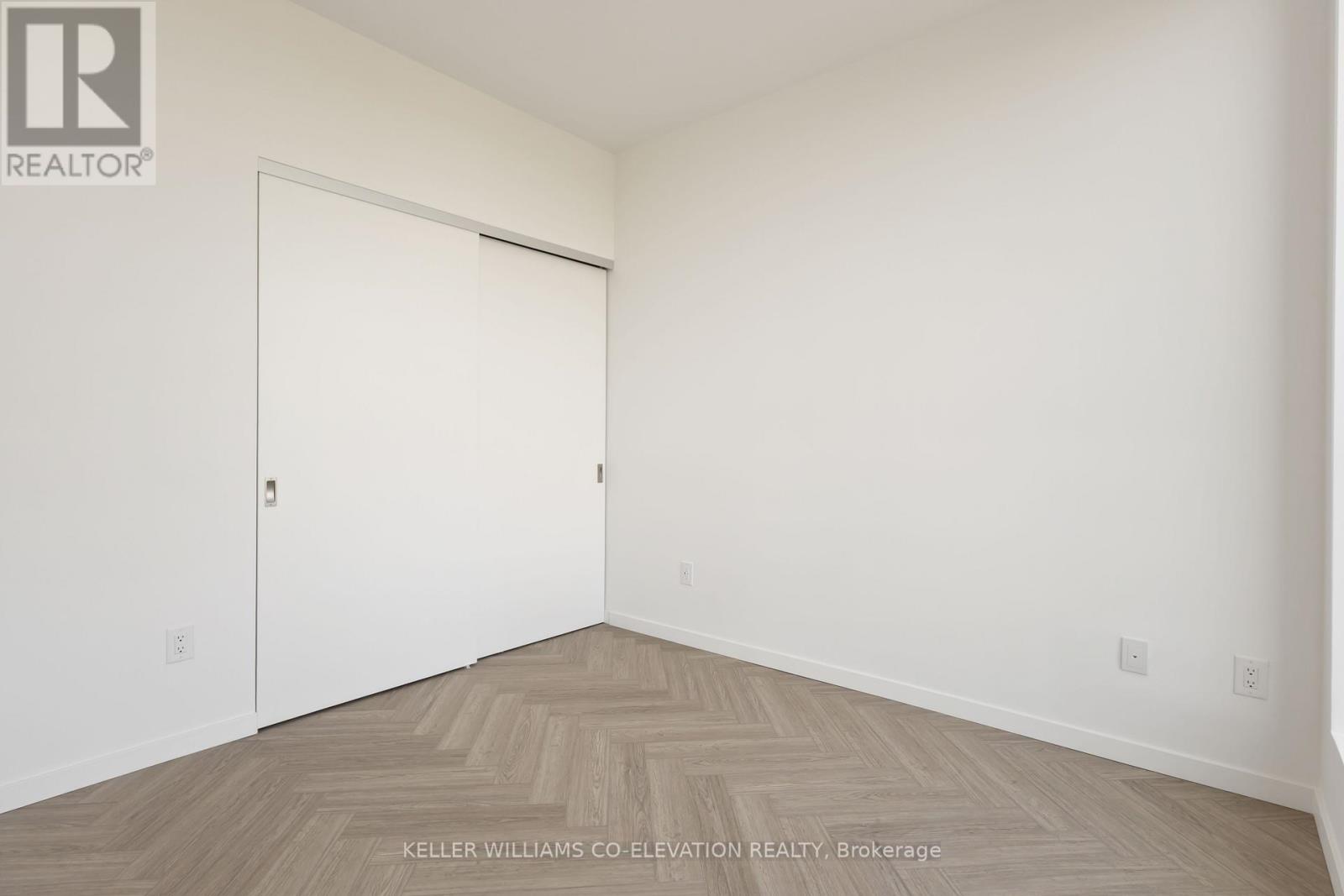 818 - 689 The Queensway, Toronto, Ontario  M8Y 1L1 - Photo 14 - W12144968