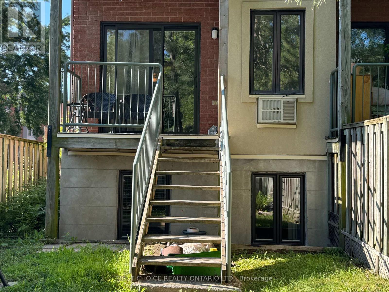 33 Crispin Private, Ottawa, Ontario  K1K 2T7 - Photo 35 - X12041737