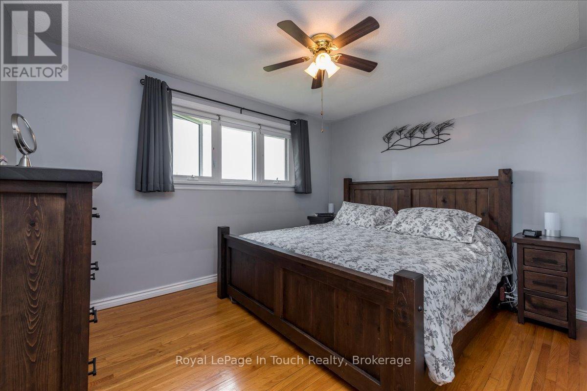 296 John Street, Midland, Ontario  L4R 2J5 - Photo 13 - S12156697