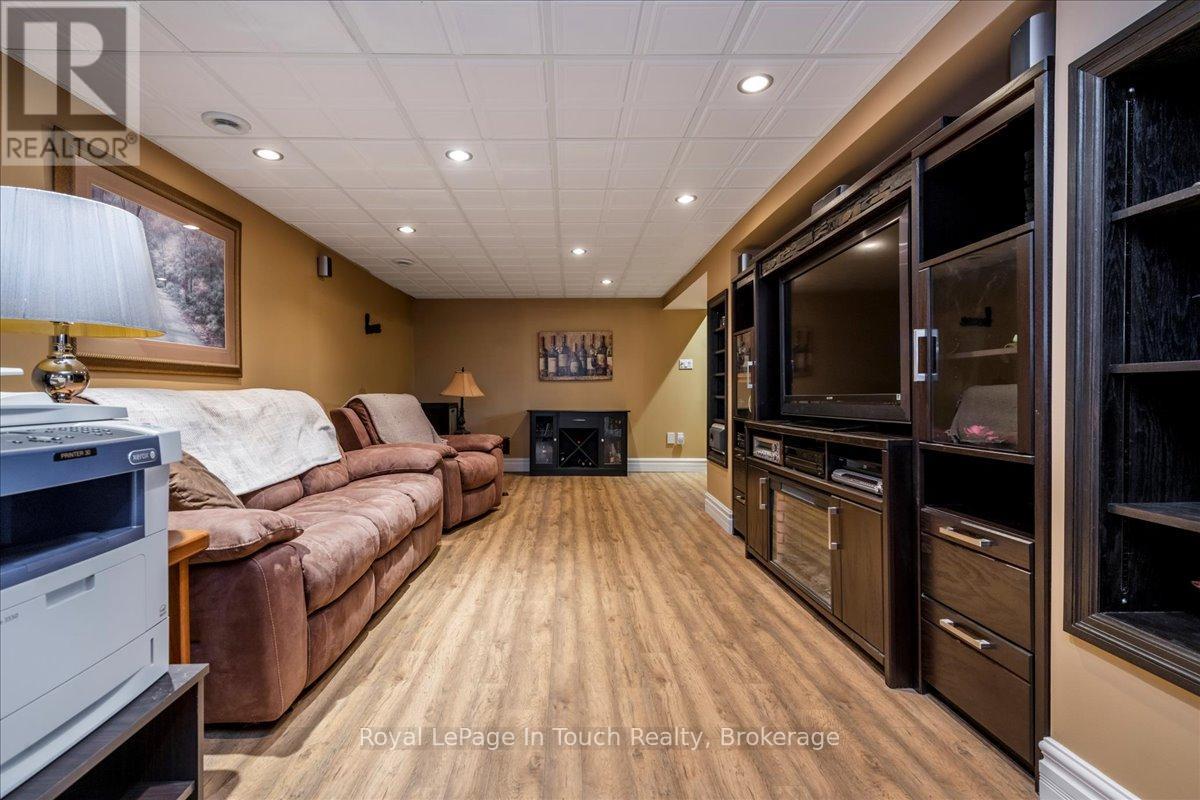 296 John Street, Midland, Ontario L4R 2J5 - Photo 19 - S12156697