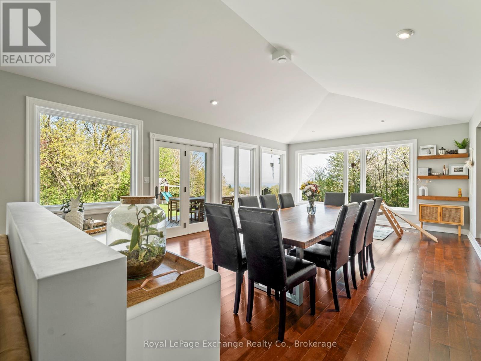 820 Lake Range Drive, Huron-Kinloss, Ontario  N2Z 0B3 - Photo 12 - X12156710
