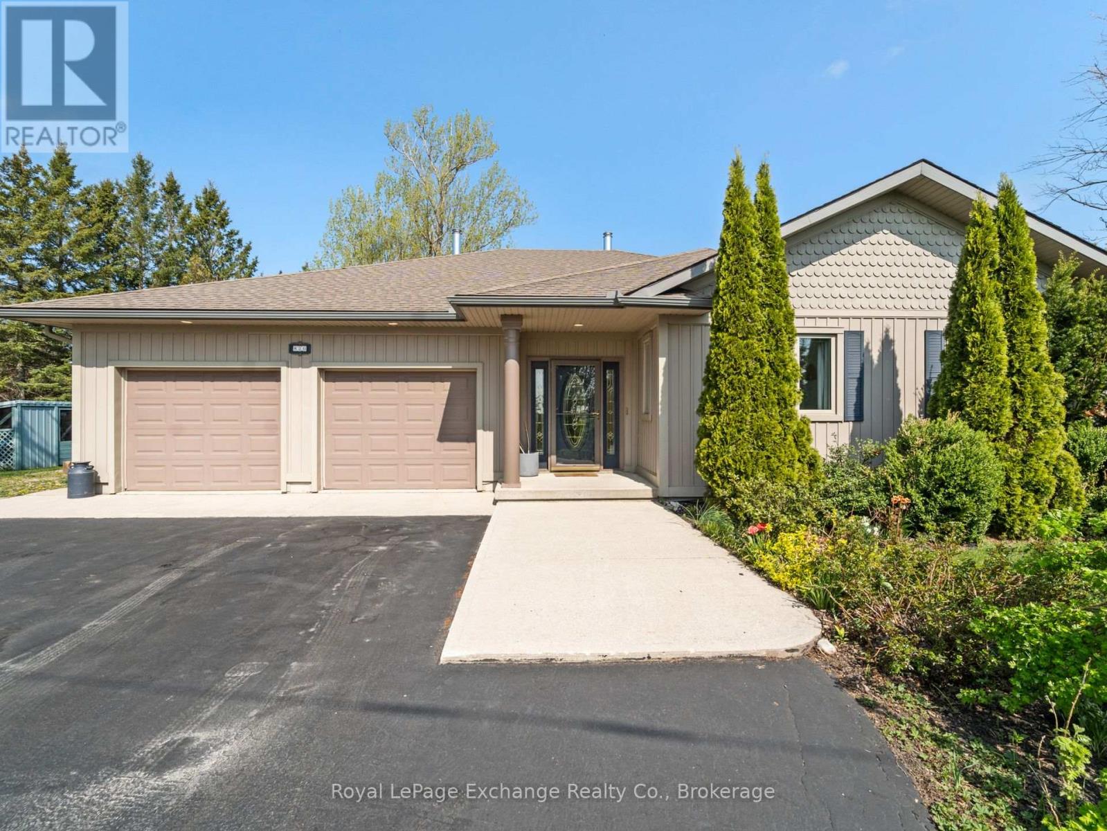 820 Lake Range Drive, Huron-Kinloss, Ontario  N2Z 0B3 - Photo 3 - X12156710