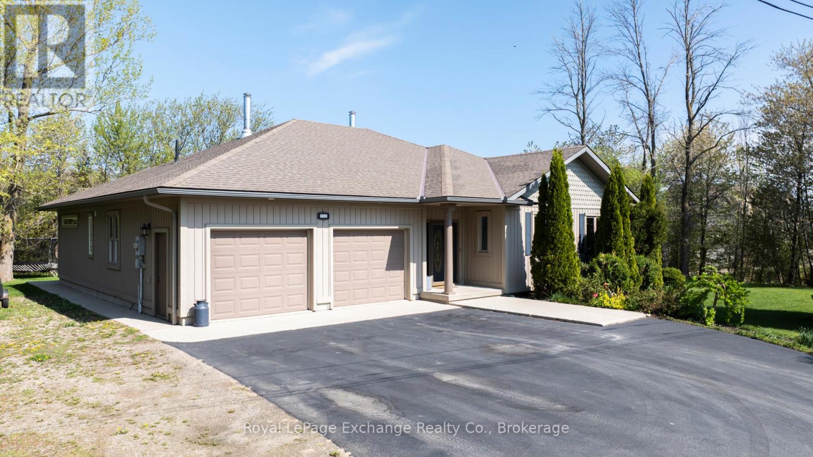 820 Lake Range Drive, Huron-Kinloss, Ontario  N2Z 0B3 - Photo 4 - X12156710