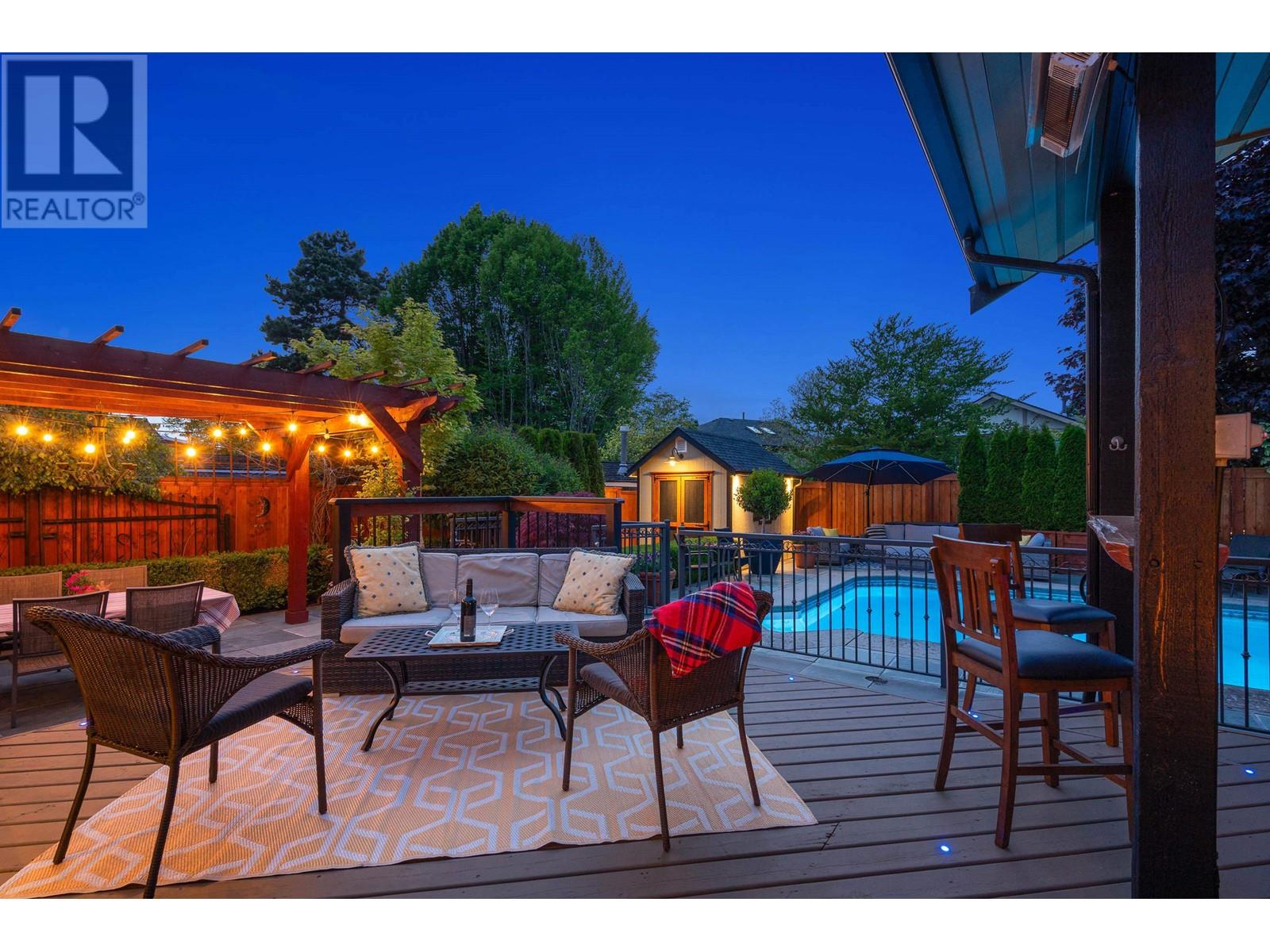 Property at 5215 4 AVENUE image 5