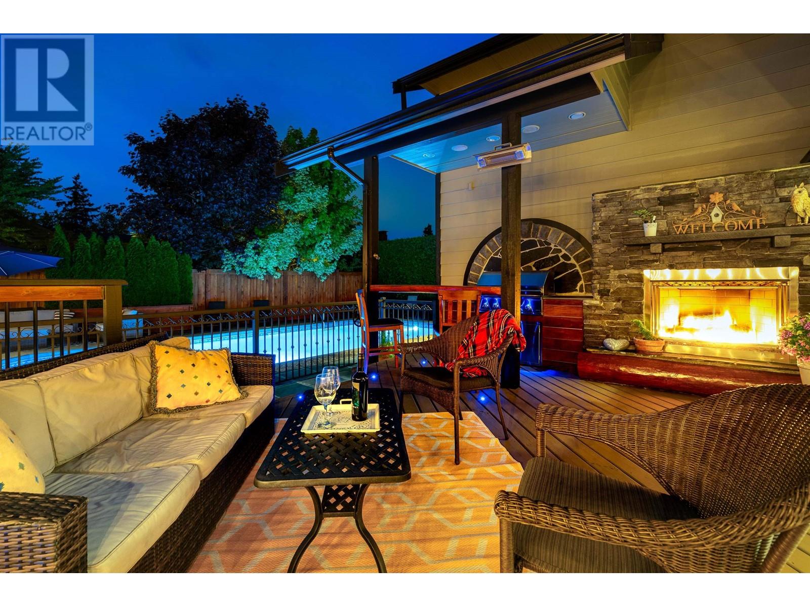Property at 5215 4 AVENUE image 3