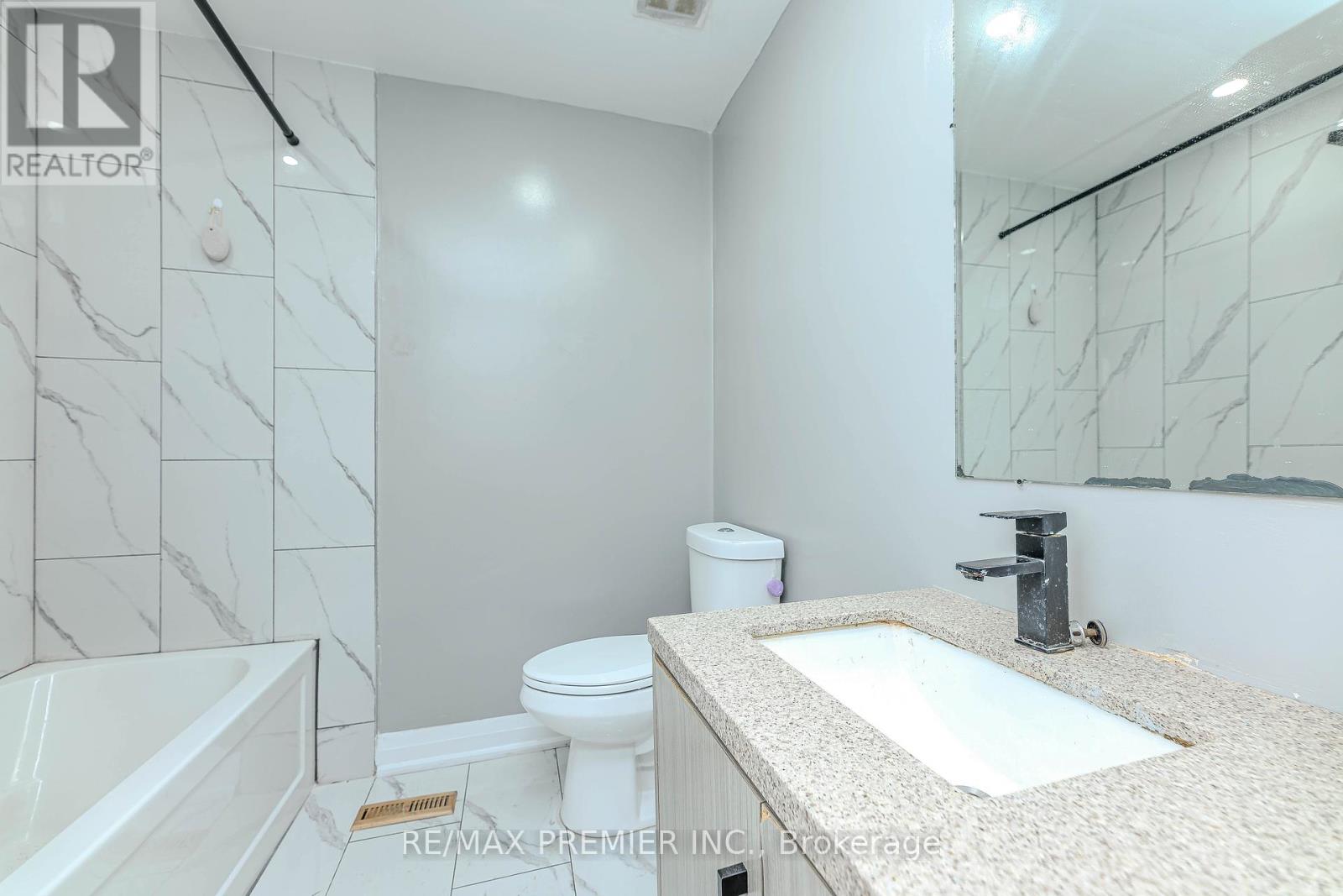 65 Elnathan Crescent, Toronto, Ontario  M9L 2G2 - Photo 15 - W12156707